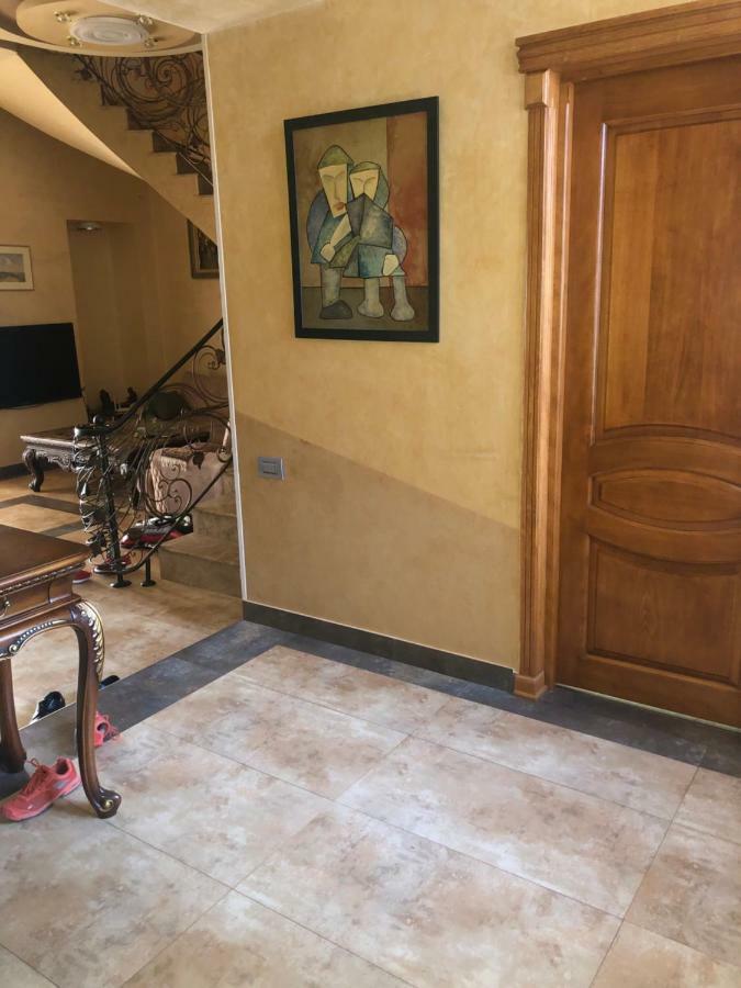 Luxury Tumanyan Apartment Jerevan Exteriör bild