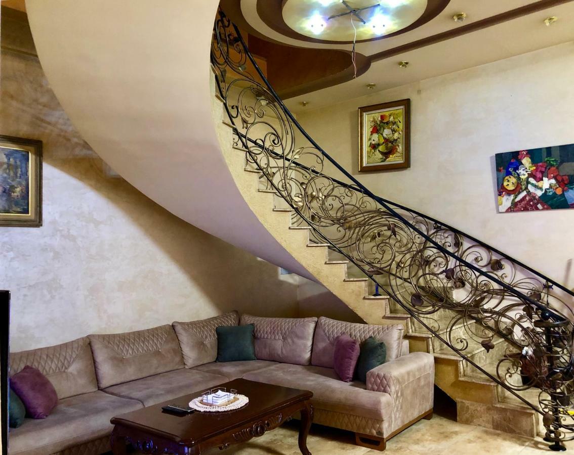 Luxury Tumanyan Apartment Jerevan Exteriör bild